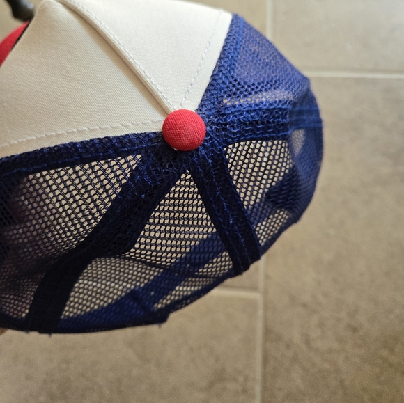 Prana Hat Red White Blue Adjustable Snapback Patch Mesh Trucker Dad Cap - Picture 4 of 5